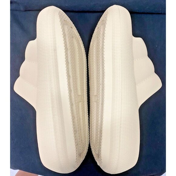 Mia Kandy Slip On Cushion Comfort Slide Nude Beige Sandals Size 8 EUC CLOUD - Picture 5 of 9